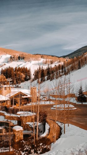 Обои зима, лыжный курорт Breckenridge, Хотел, прибежище, горнолыжный курорт для Google Pixel XL, Meizu Pro 7, Nokia 8, HTC U, Huawei P10 Quad HD, заставка, 1440x2560 картинка