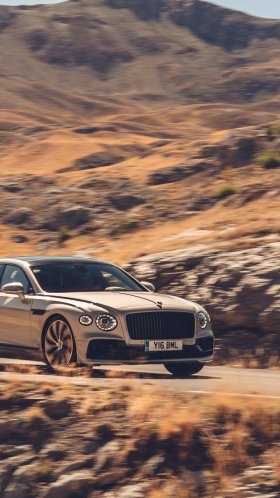 Обои Bentley Flying Spur 2020 года, Бентли Моторс Лимитед, Bentley Mulsanne 2020 года выпуска, Бентли, легковые автомобили для Google Pixel XL, Meizu Pro 7, Nokia 8, HTC U, Huawei P10 Quad HD, заставка, 1440x2560 картинка