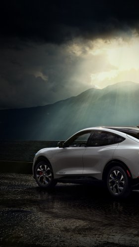 Обои Ford Mustang Mach E, Ford Mustang Mach-E 2021 года, легковые автомобили, ford, компания Ford для Google Pixel XL, Meizu Pro 7, Nokia 8, HTC U, Huawei P10 Quad HD, заставка, 1440x2560 картинка
