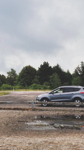 Обои дорога, Король, компактный автомобиль, автомобиль среднего размера, малолитражный автомобиль для Google Pixel XL, Meizu Pro 7, Nokia 8, HTC U, Huawei P10 Quad HD, заставка, 1440x2560 картинка