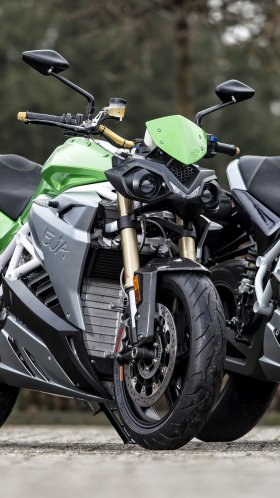 Обои Energica Эго, Мотор Компании Energica, мотоцикл, Электрические мотоциклы и скутеры, электрический велосипед для Google Pixel XL, Meizu Pro 7, Nokia 8, HTC U, Huawei P10 Quad HD, заставка, 1440x2560 картинка