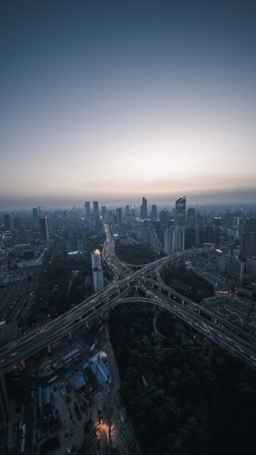 Обои городской пейзаж, городской район, город, метрополия, дневное время для Google Pixel XL, Meizu Pro 7, Nokia 8, HTC U, Huawei P10 Quad HD, заставка, 1440x2560 картинка