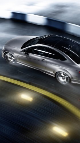 Обои авто, кузов купе, mercedes benz, автомобиль среднего размера, mercedes benz c class для Google Pixel XL, Meizu Pro 7, Nokia 8, HTC U, Huawei P10 Quad HD, заставка, 1440x2560 картинка