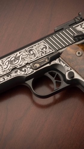 Обои пистолет м1911, орудие, огнестрельное оружие, триггер, ствол для Google Pixel XL, Meizu Pro 7, Nokia 8, HTC U, Huawei P10 Quad HD, заставка, 1440x2560 картинка